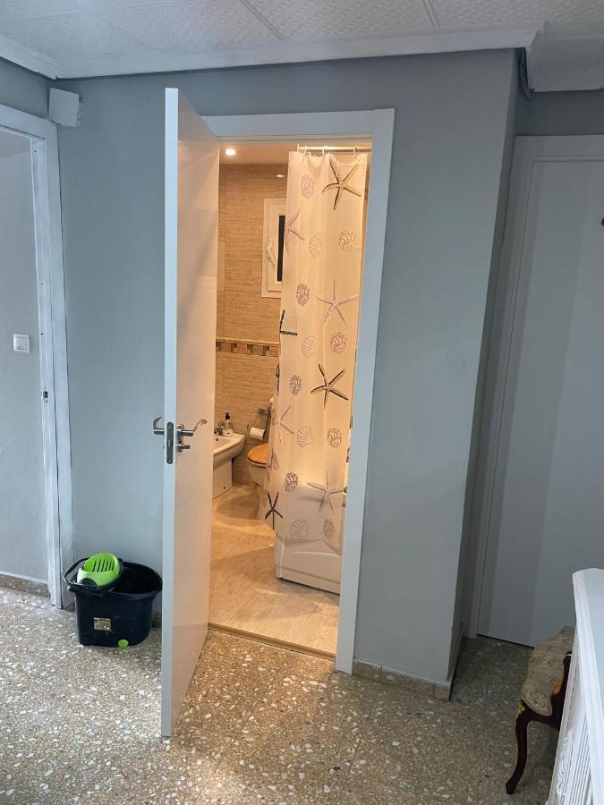 Apartmán Habitacion Frente A Playa De La Malvarrosa Valencie Exteriér fotografie