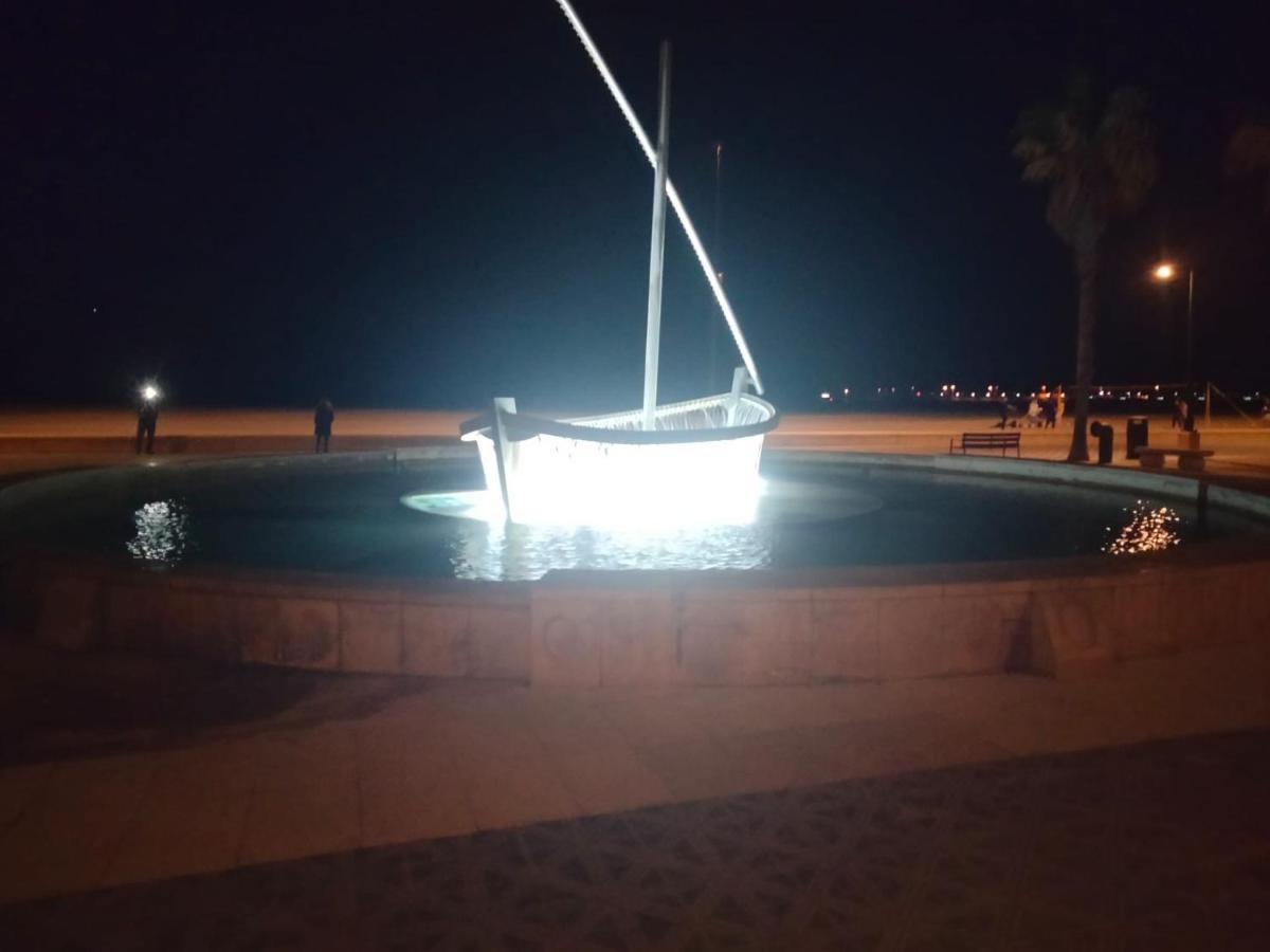 Apartmán Habitacion Frente A Playa De La Malvarrosa Valencie Exteriér fotografie